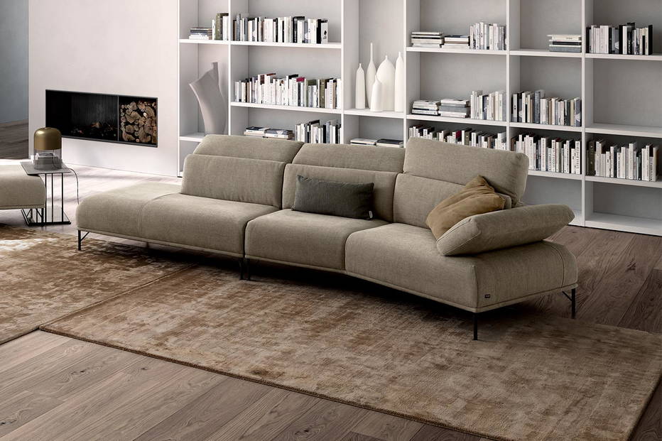 Bolton Sofa with Peninsula