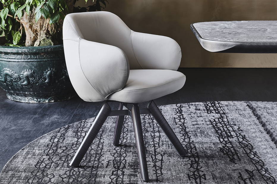Bombe Dining Chair