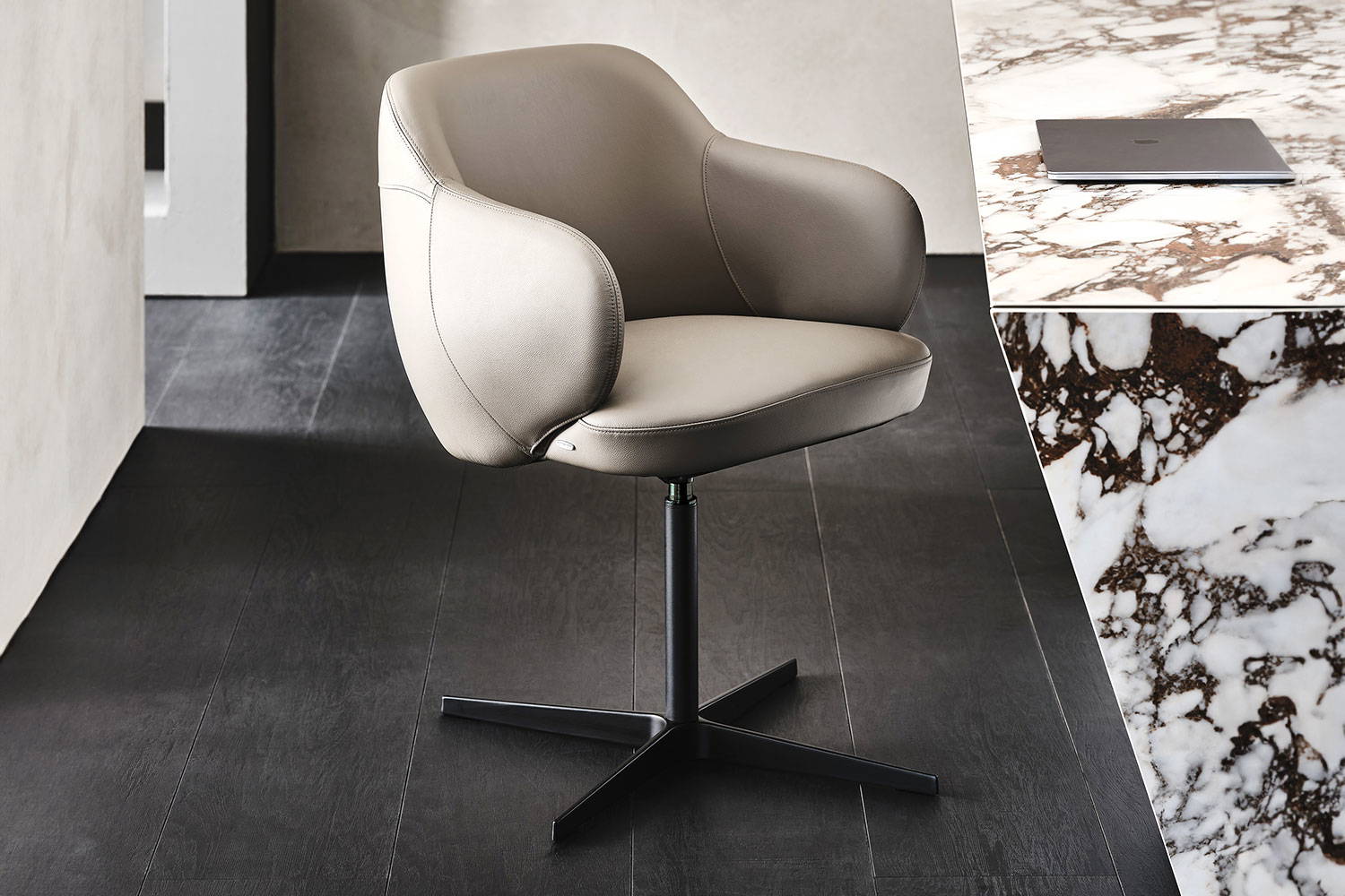 Bombe X Dining Chair
