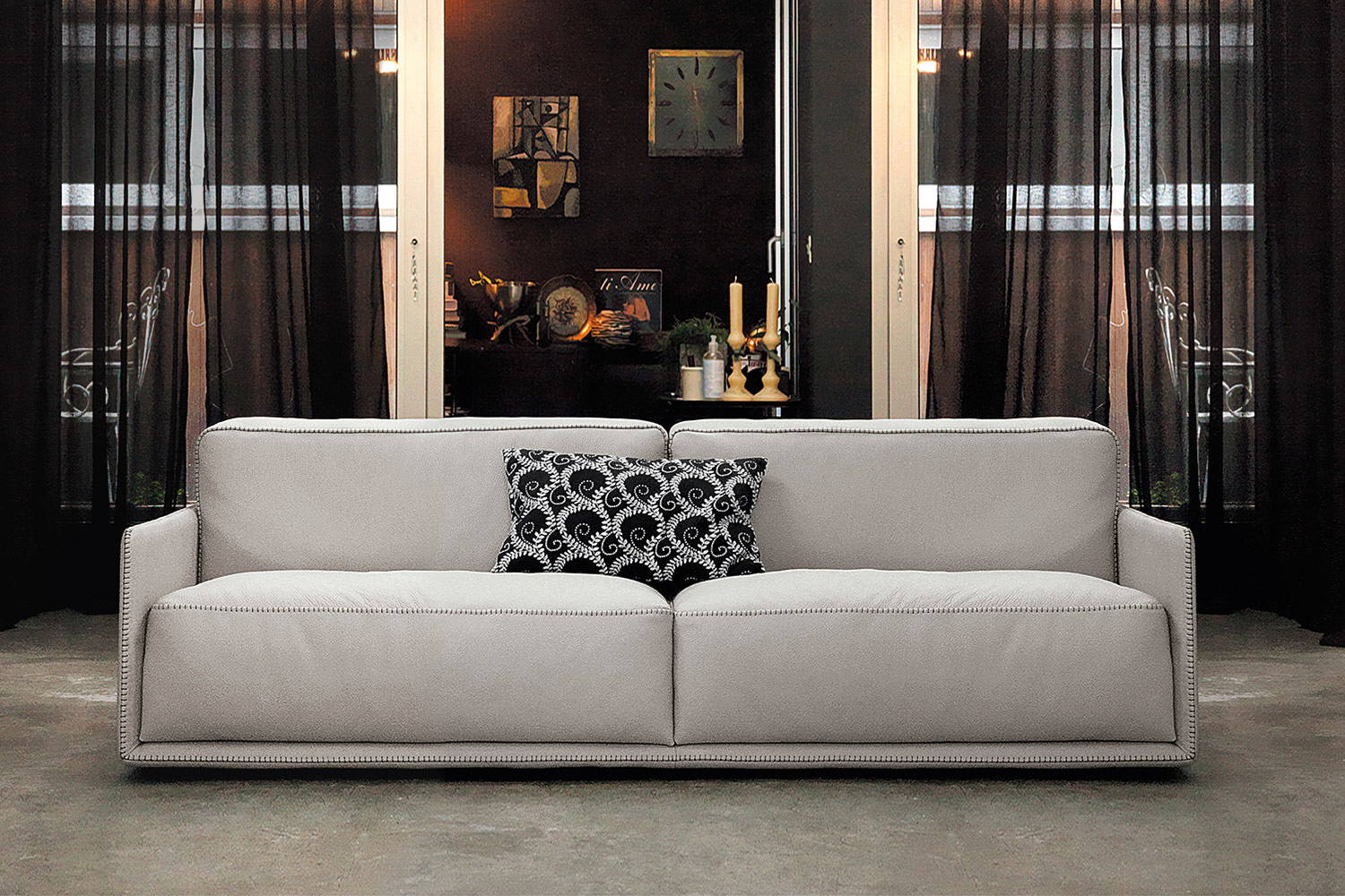 Border Sofa