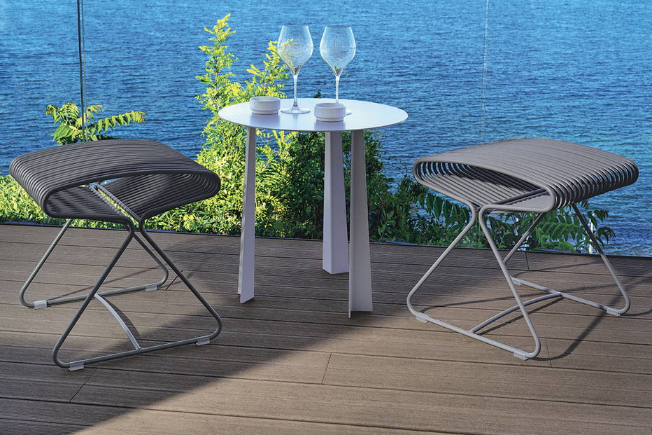 Boss outdoor ottoman designed by Pocci & Dondoli for Bontempi Casa