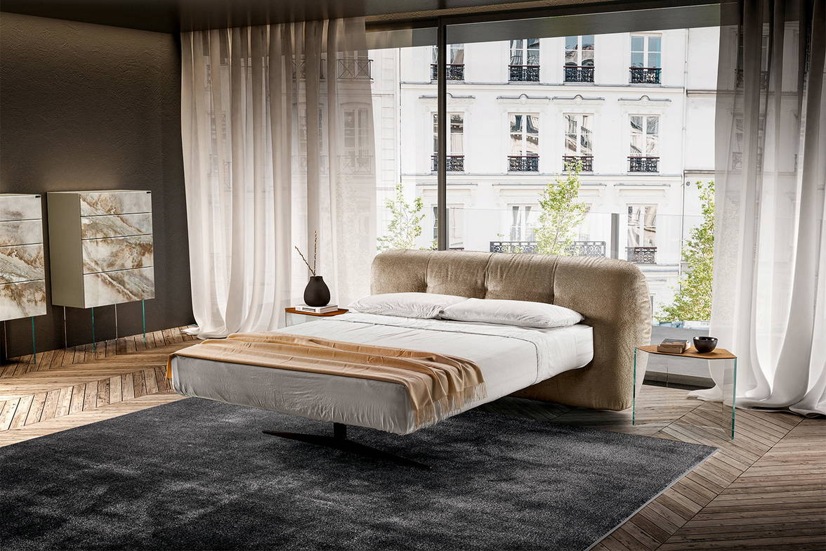 The Bounty bed with Livre nightstands and 36e8 2136 Chest The Bounty bed with Livre nightstands and 36e8 2136 Chest