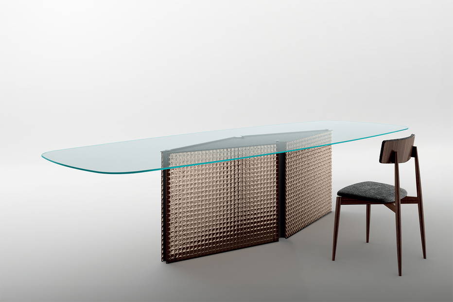 Bow Dining Table