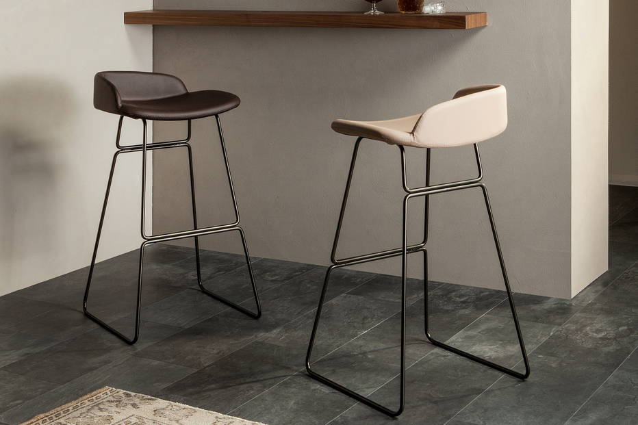 Brend Bar Stool