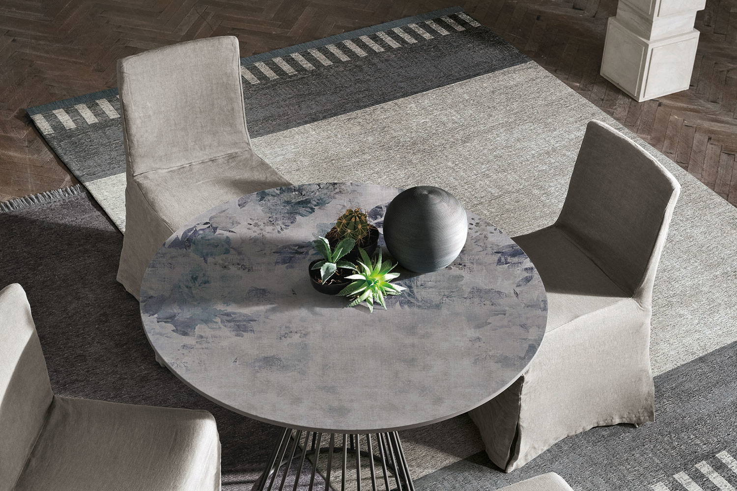 Tomasella Brigitte Dining Table - Thumbnail 2