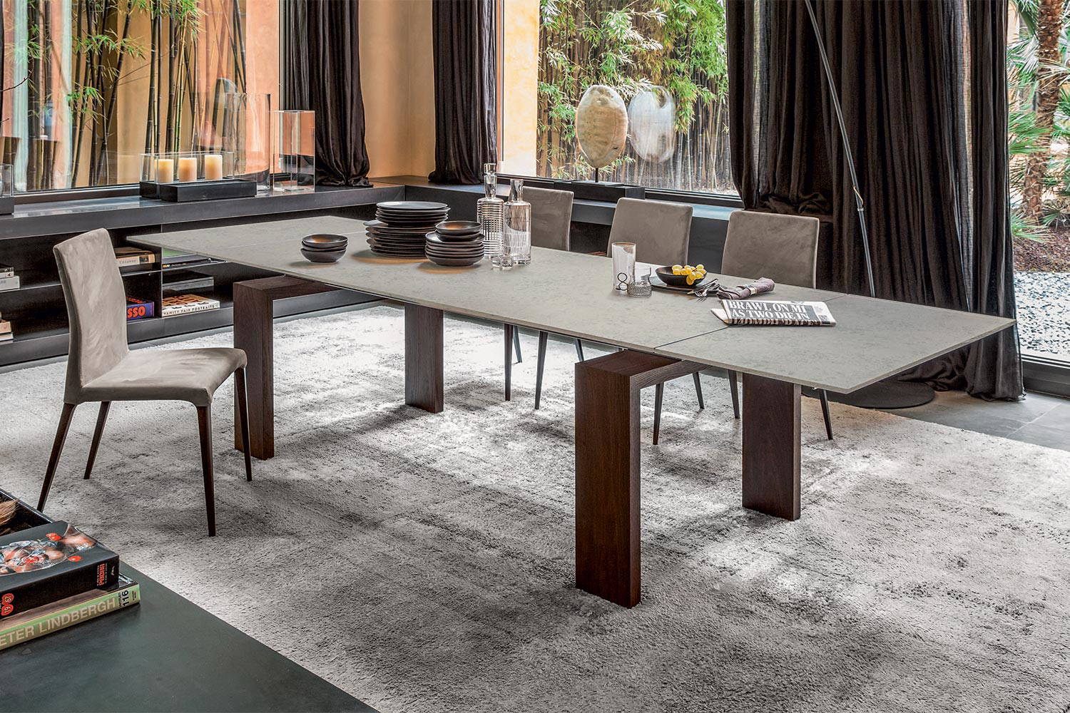 Brooklyn Extension Table by Tonin Casa | room service 360°