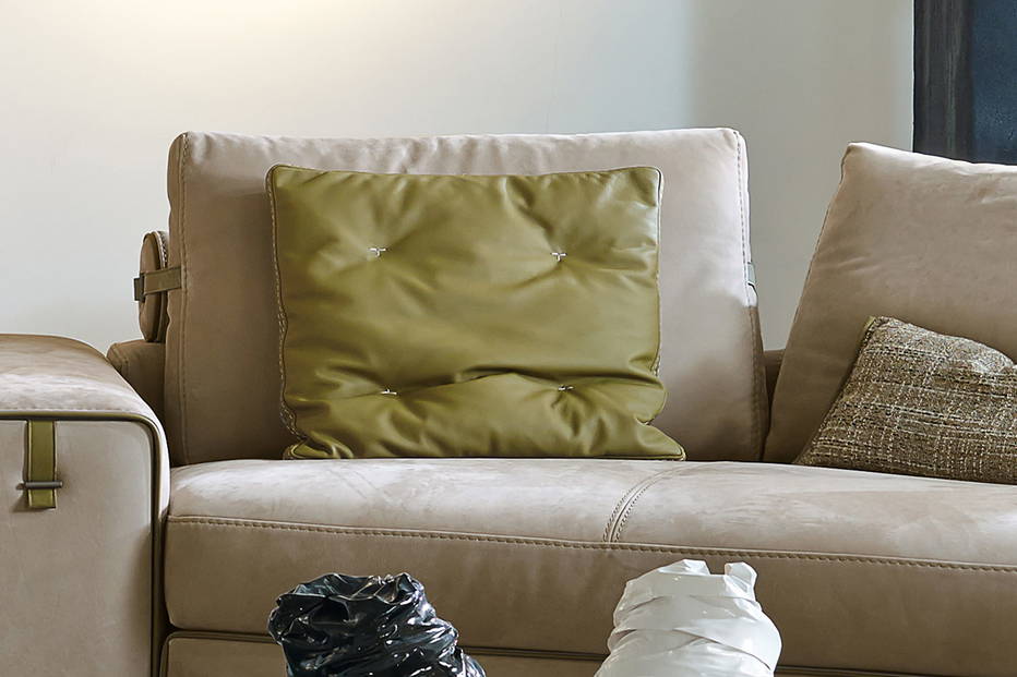 C0203 Pillow