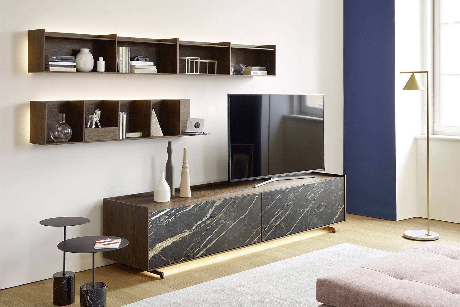 Cabaret ceramic TV stand by San Giacomo