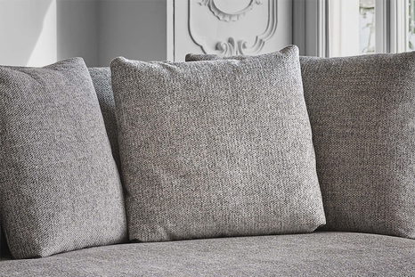 Calin Side Cushion