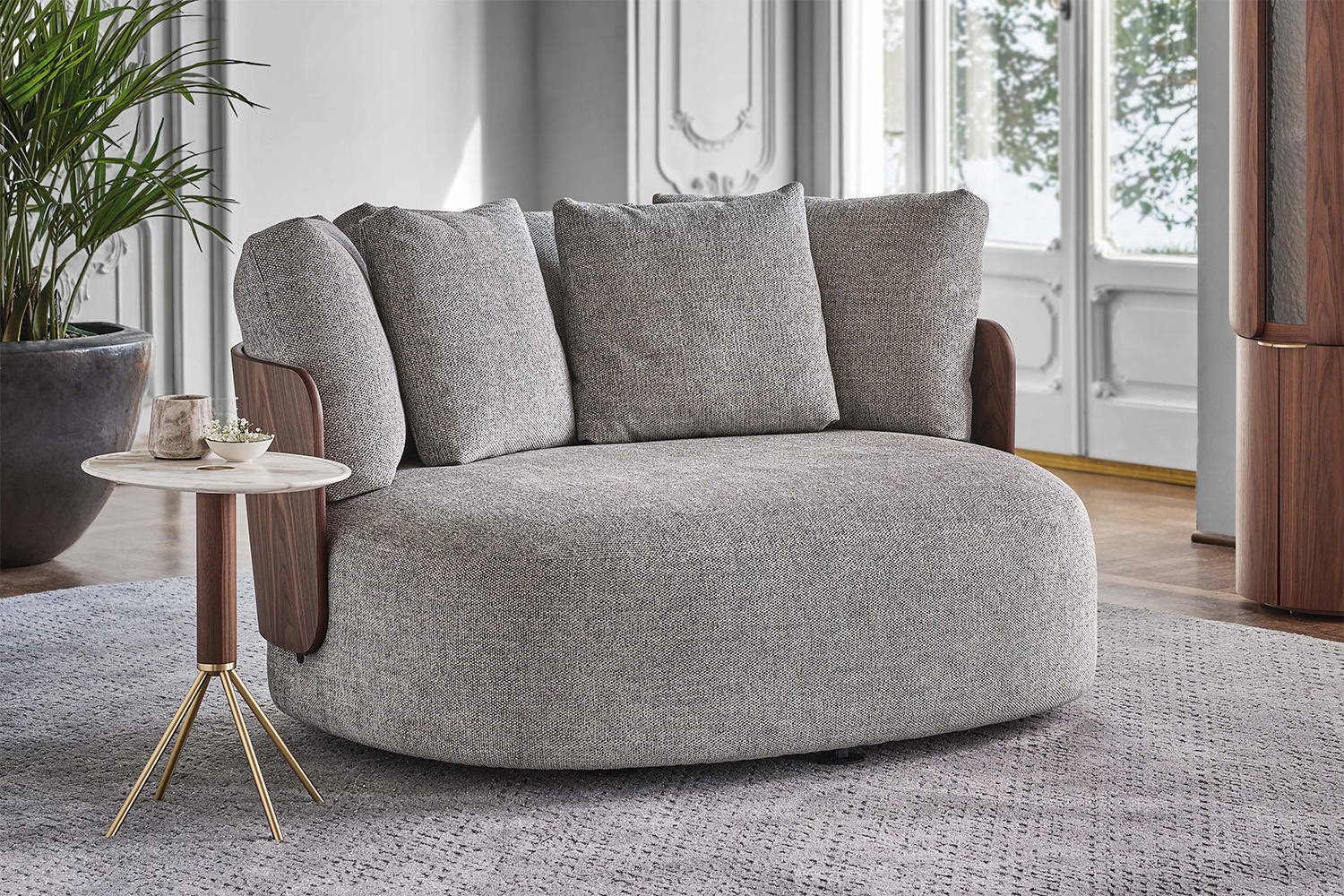 Calin XL Armchair