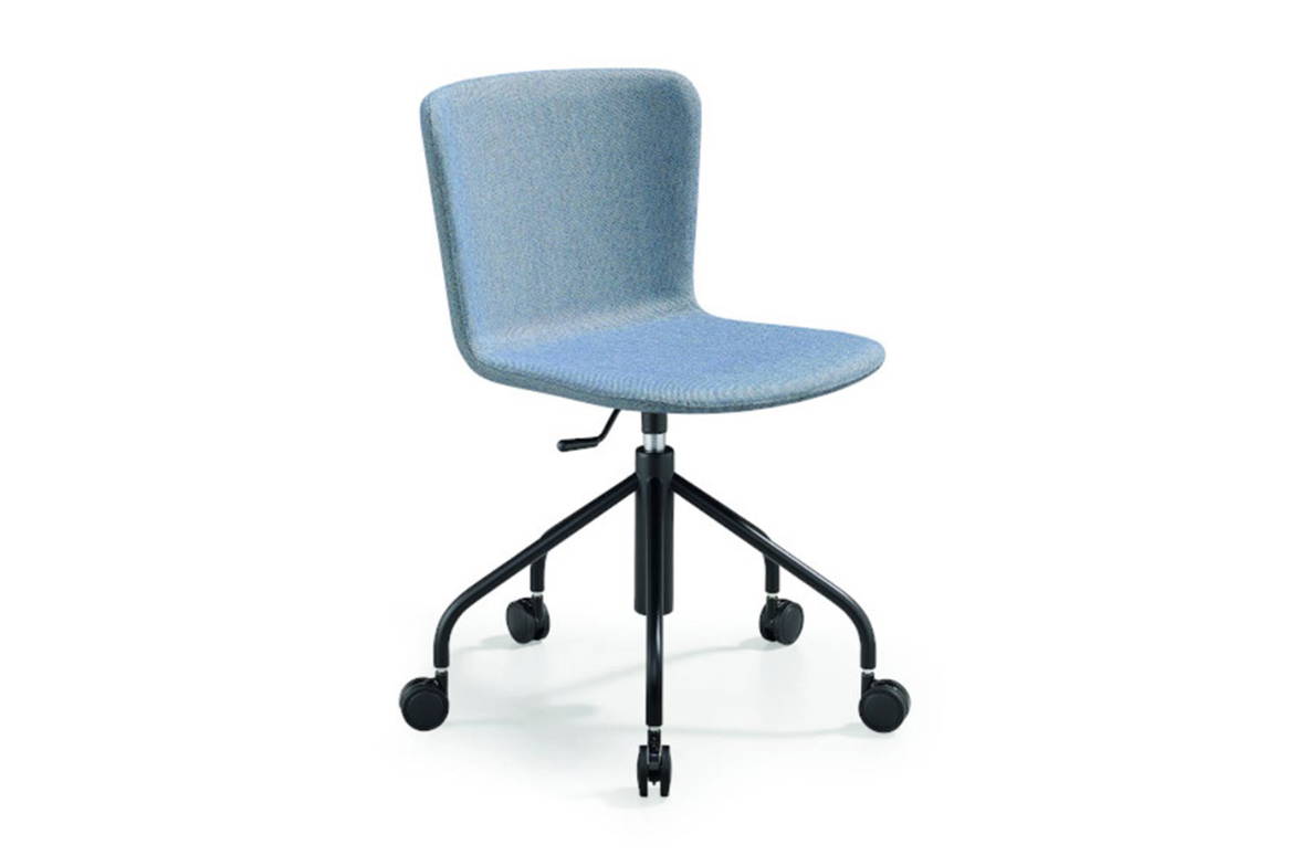Calla office chair by Midj
Calla office chair by Midj
