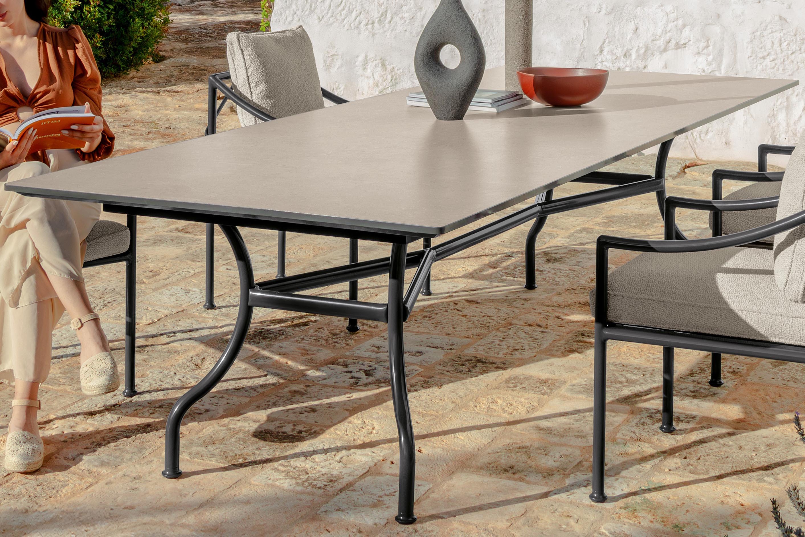 The Capri dining table by Ludovica and Roberto Palomba for Talenti.