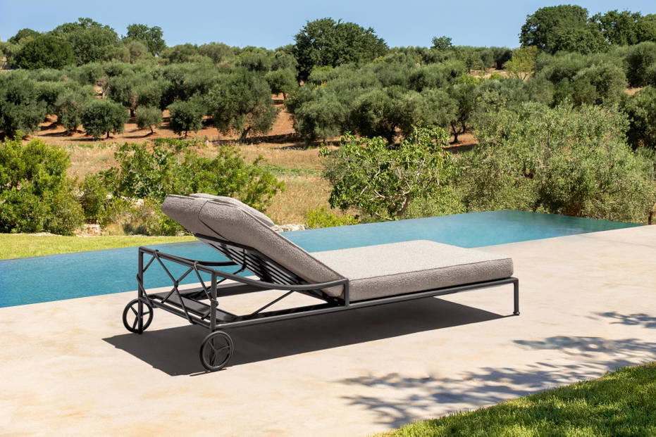 Capri Chaise Lounge