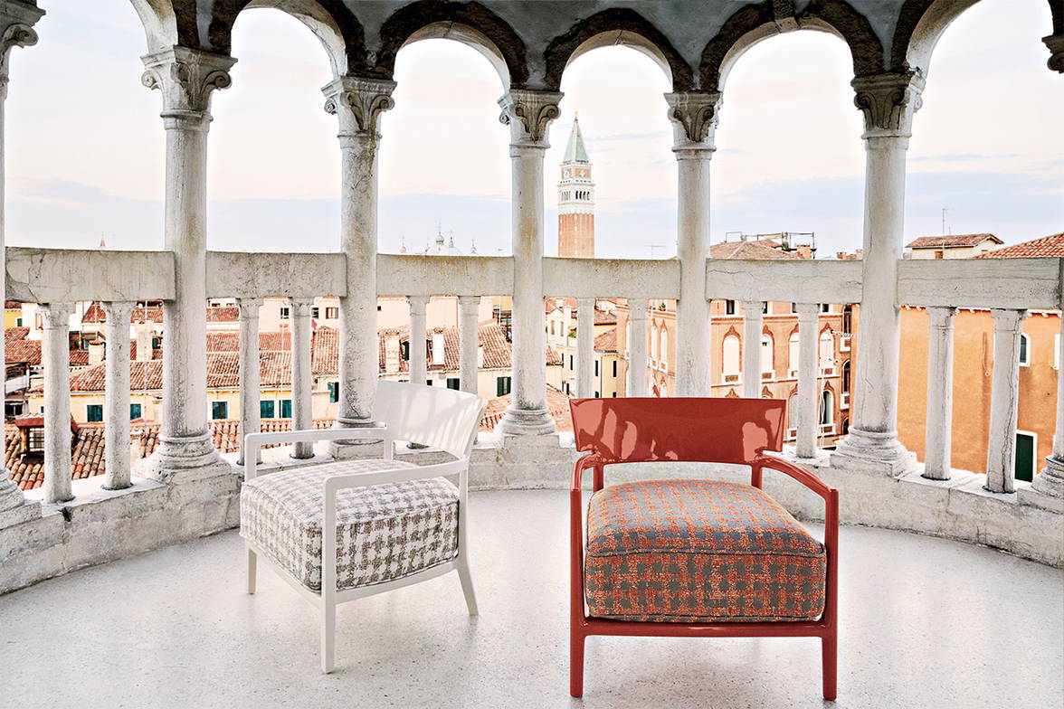 Cara Armchair