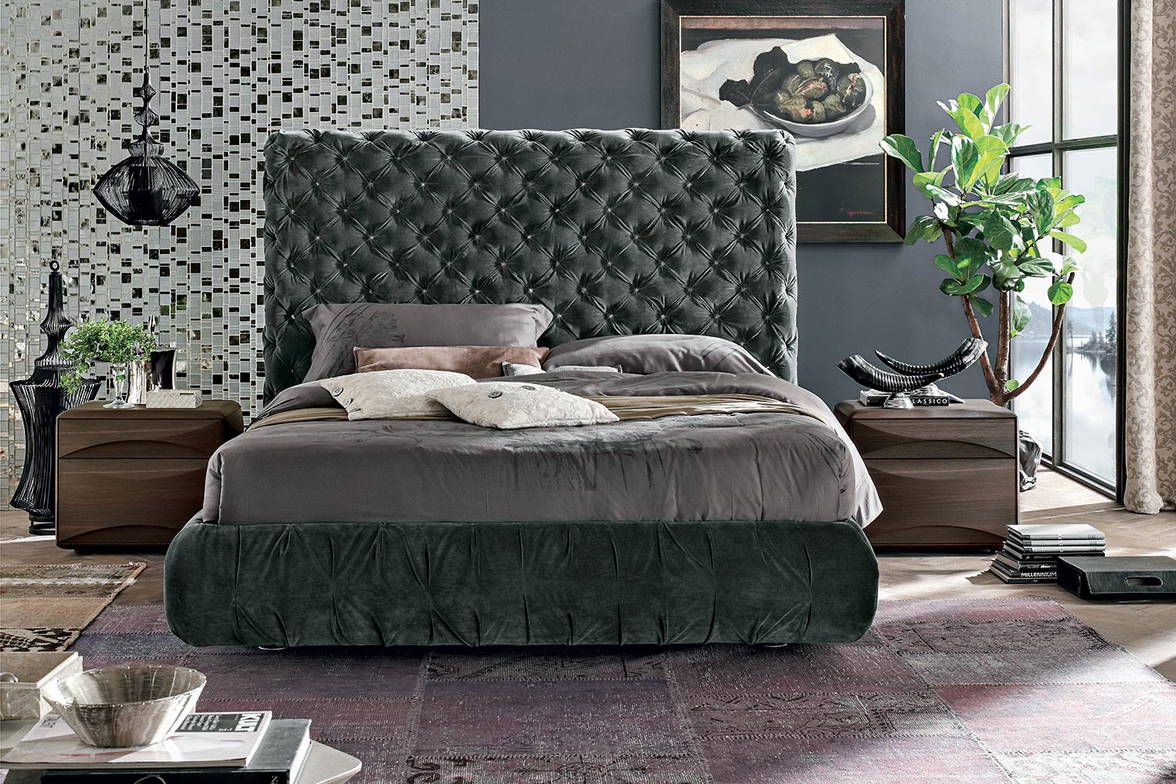 Chantal bed with Bogart nightstands Chantal bed with Bogart nightstands