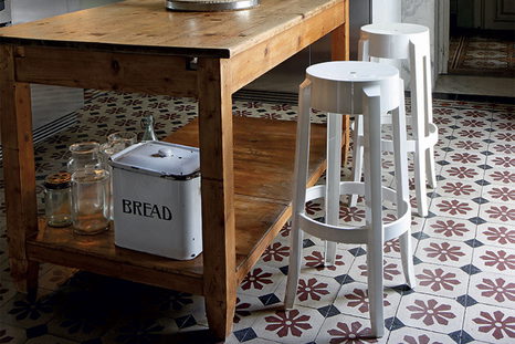 Charles Ghost Stool (Set of 2)