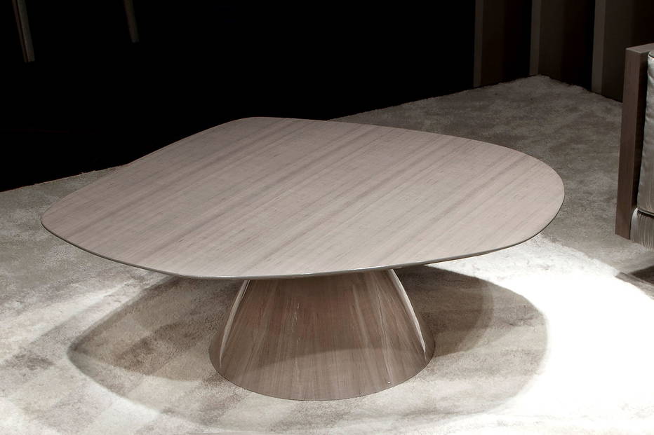 Chelsea Coffee Table designed by Giorgio Soressi