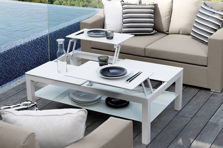 Chic lift-up coffee table by Talenti