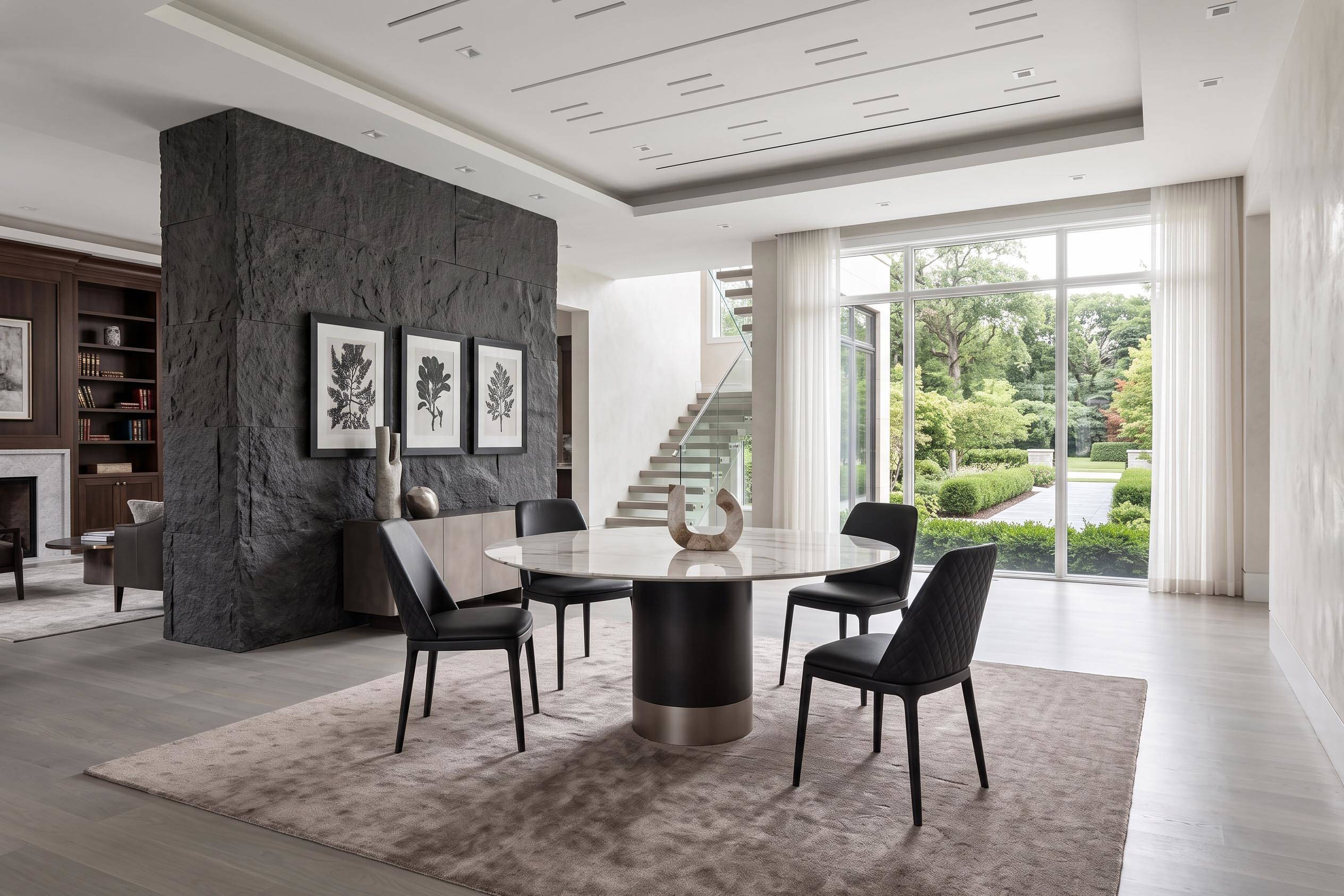 The Cilindro round dining table by Ollen Pal for Eforma.