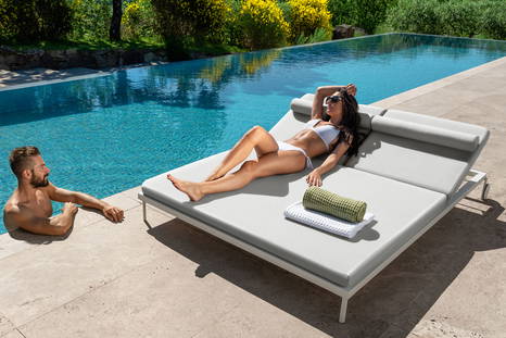 Cleo Alu daybed by Talenti