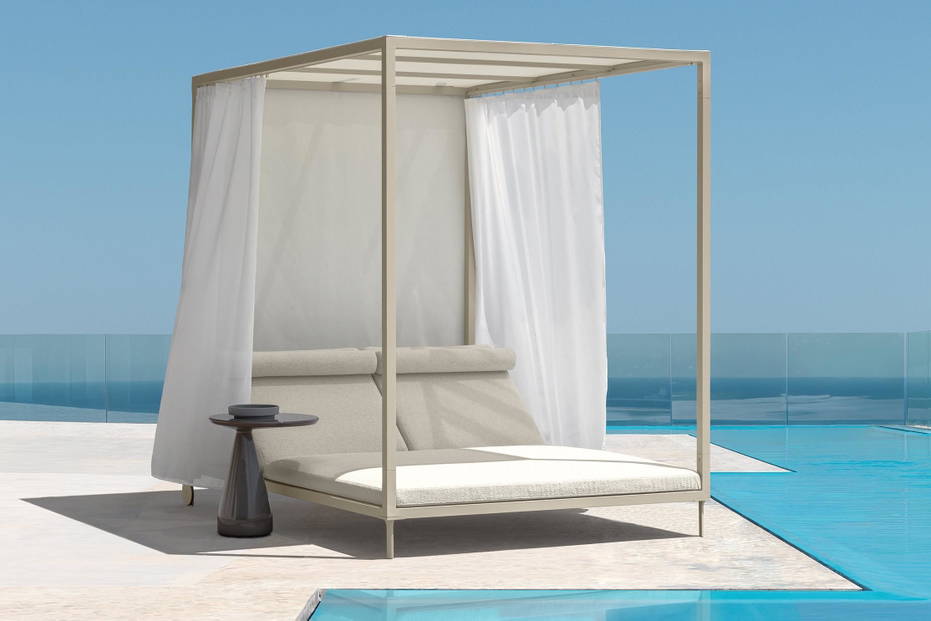 Cleo Soft Alu Canopy Daybed