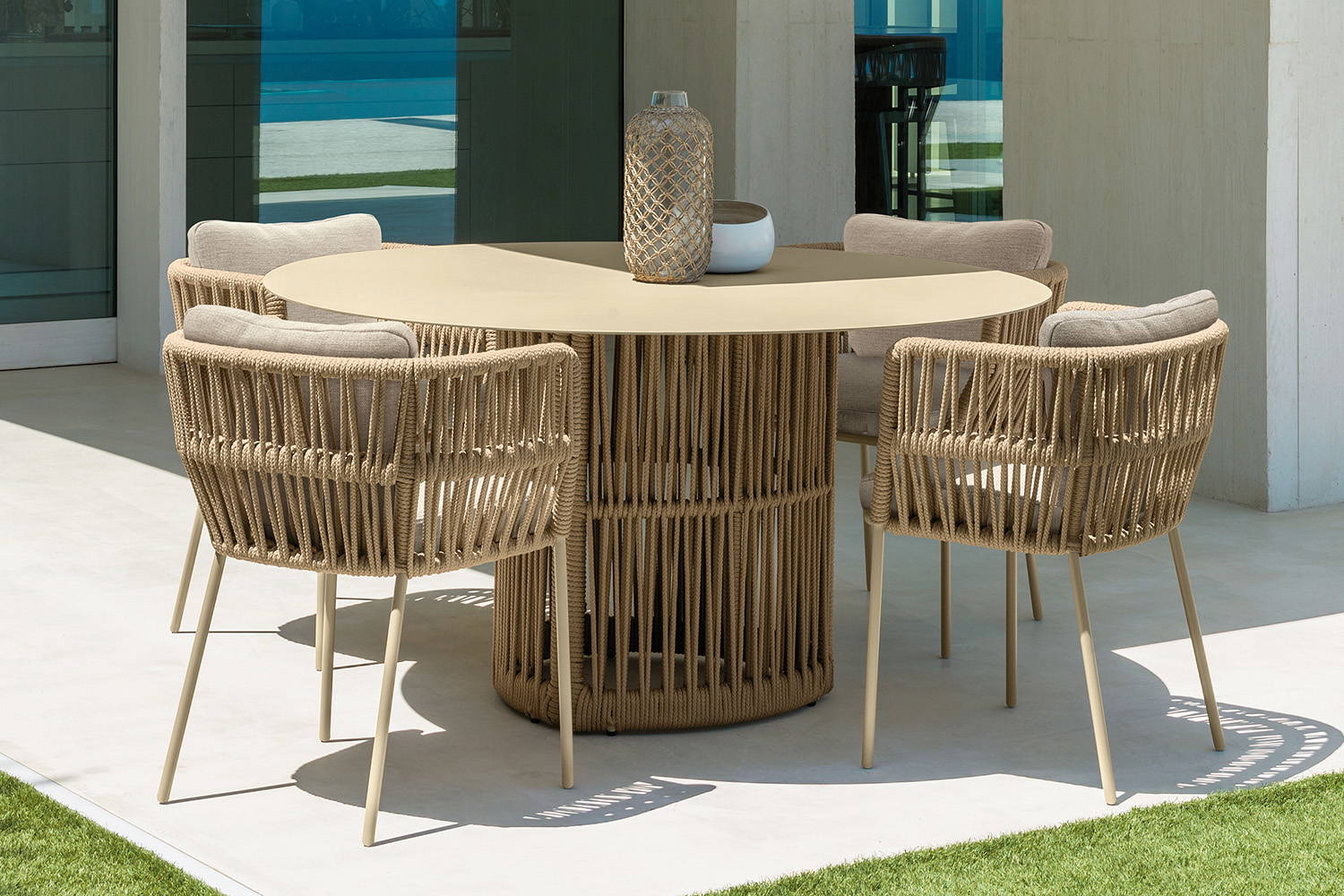 Cliff Bistro Table