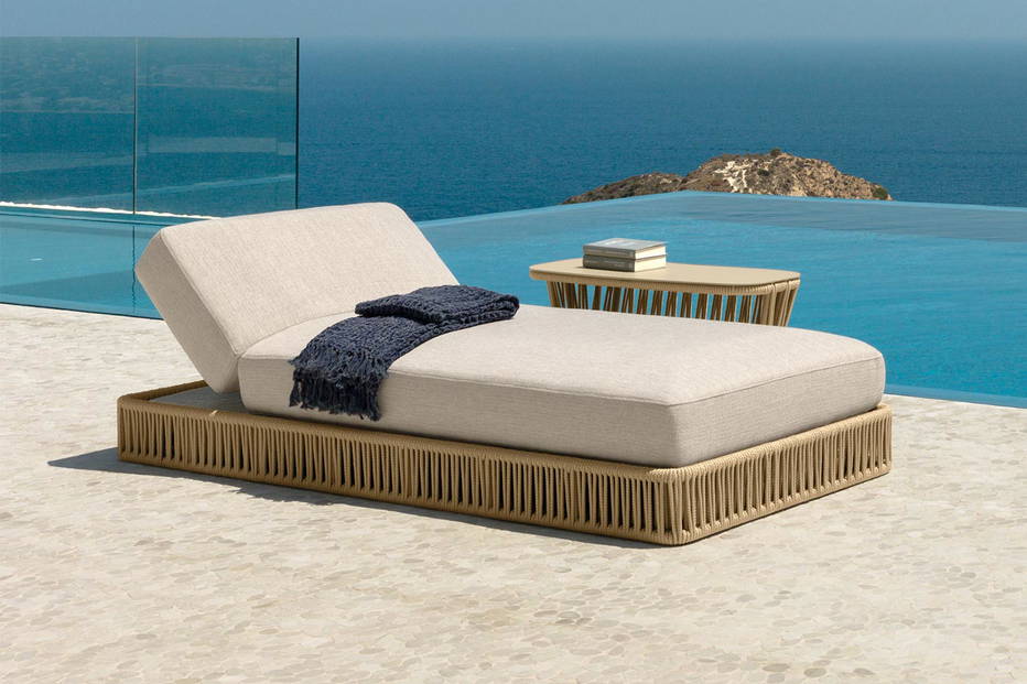 Cliff chaise lounge by Talenti