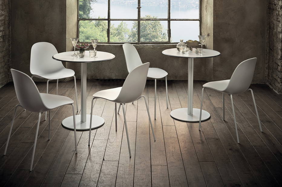 Club bar tables designed by E-ggs Studio for Bontempi Casa