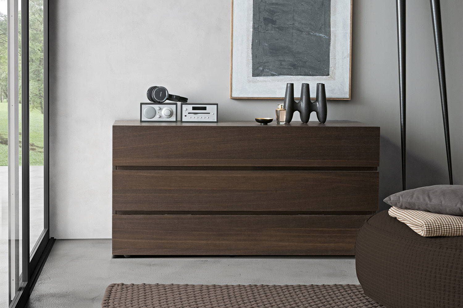 Club Dresser