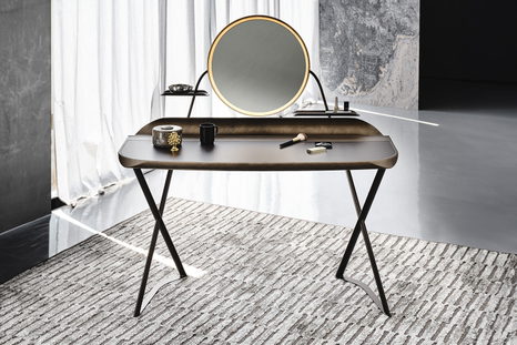 Cocoon Trousse Leather Desk