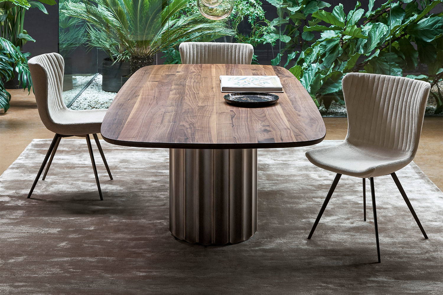 Colibri Dining Chair by Bonaldo | room service 360°