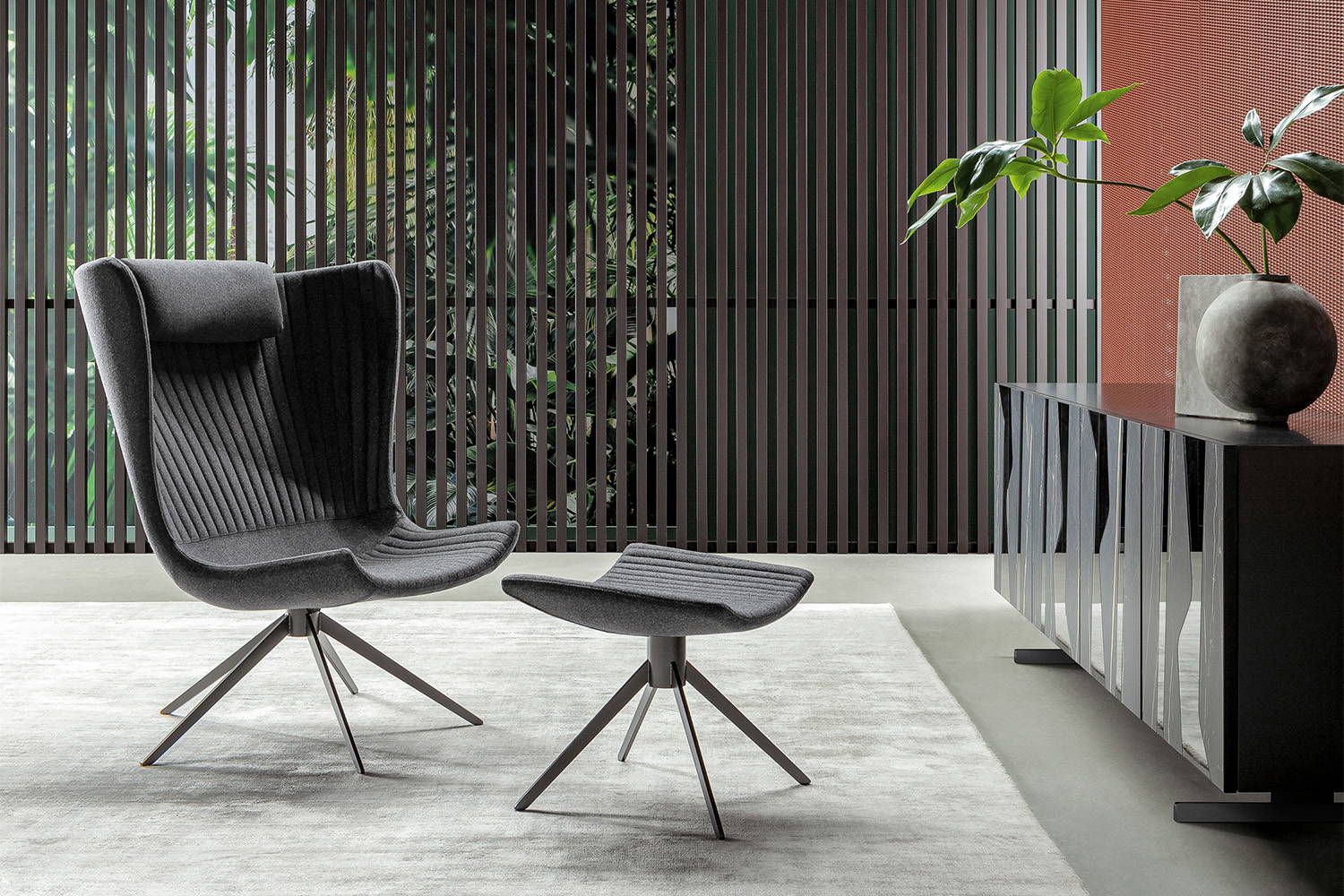 Colibri Footstool