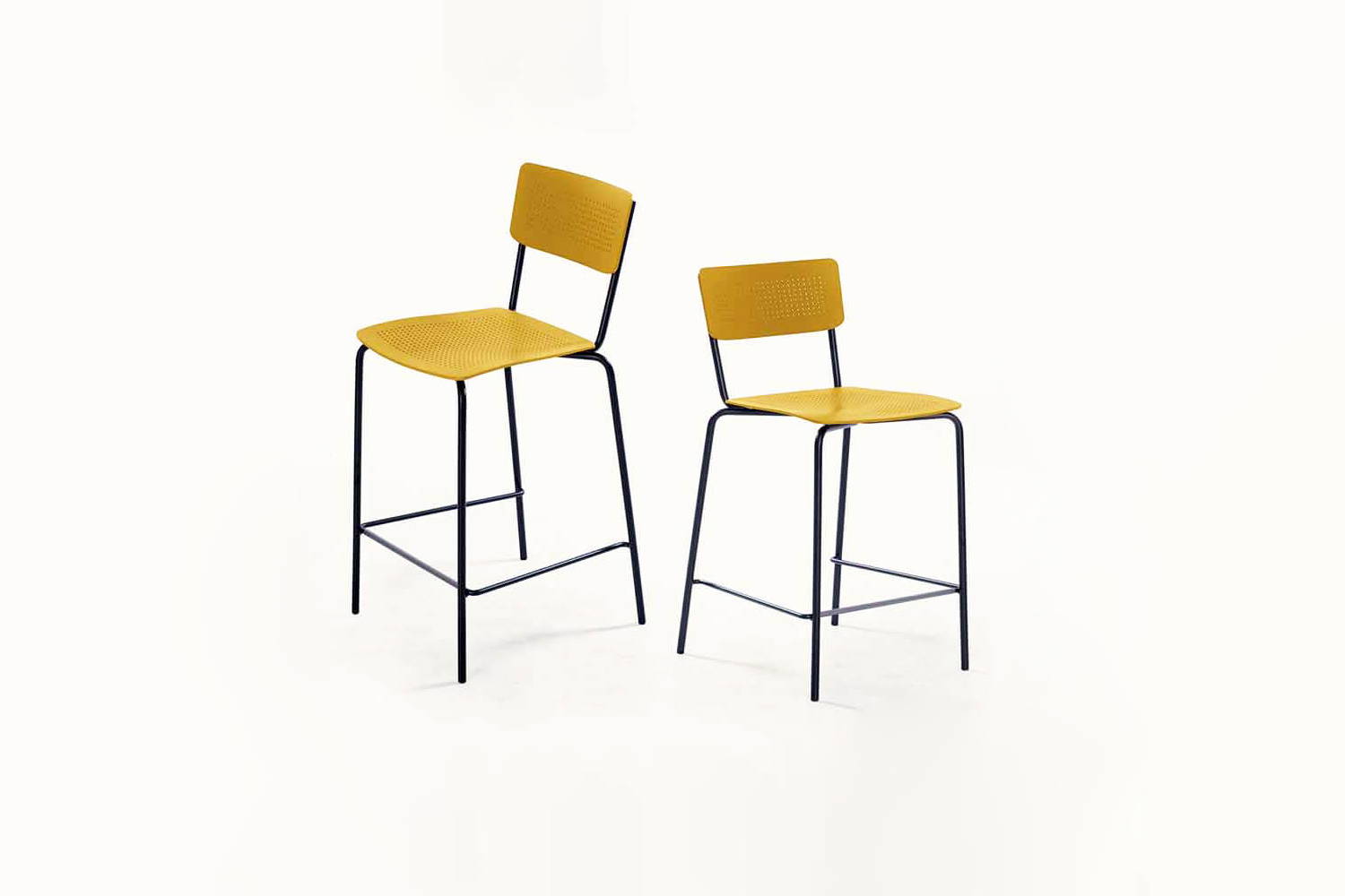 College bar and counter stool by Ingenia Casa