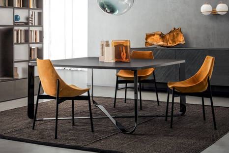 Confluence square dining table by Pianca