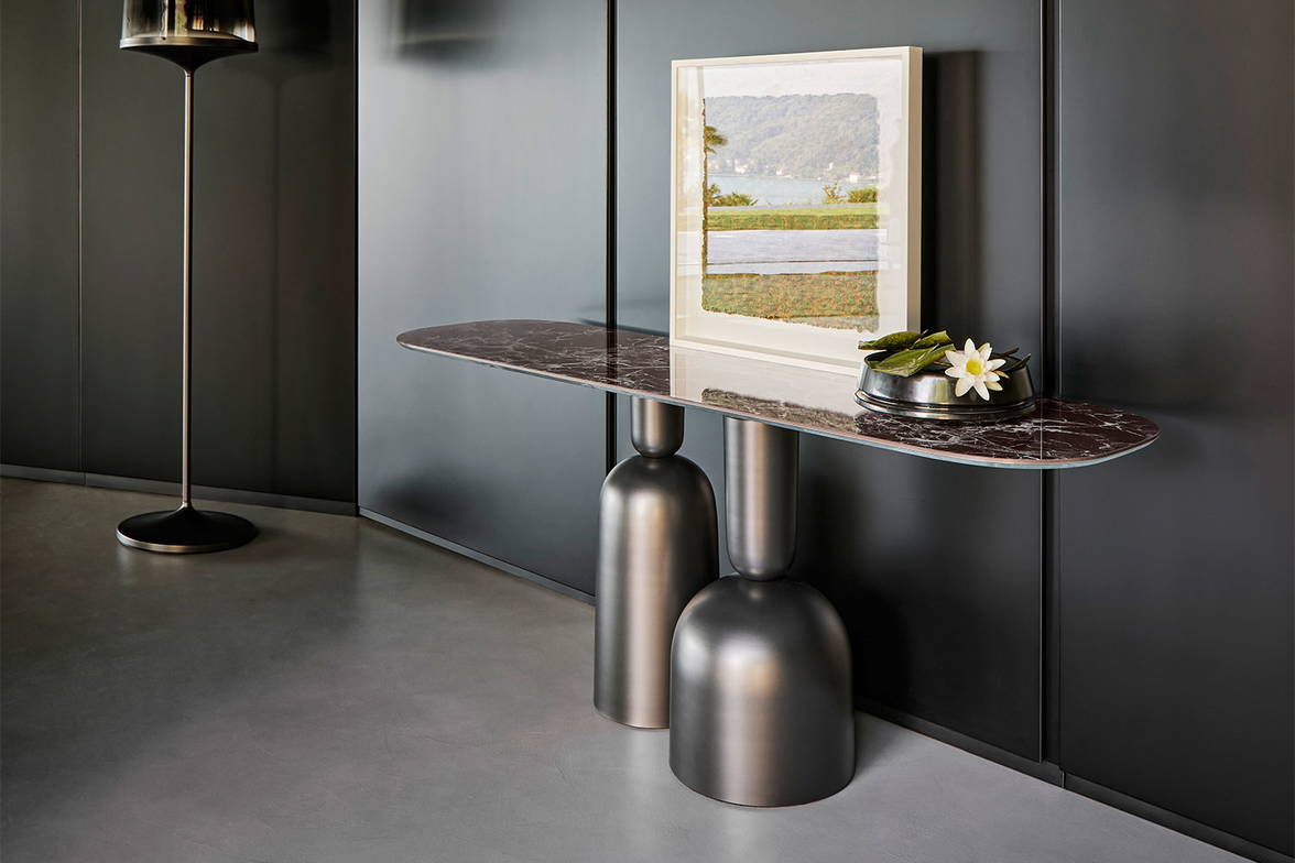 Cop console table by Roberto Paoli for Bonaldo. Cop console table by Roberto Paoli for Bonaldo.