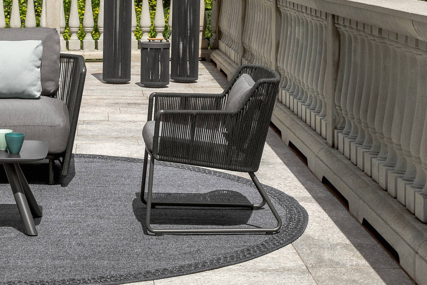 Talenti Lounge Armchair - Thumbnail 3