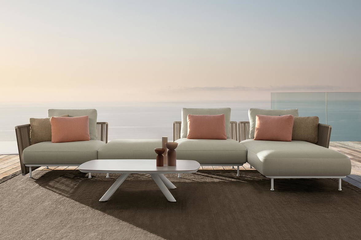 Coral sectional sofa by Talenti Coral sectional sofa by Talenti