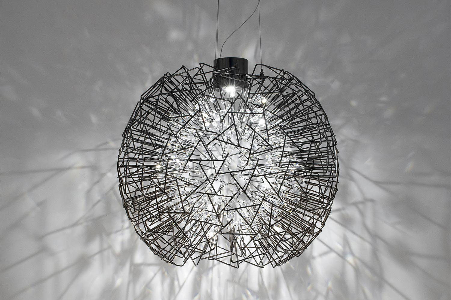 Core suspension light by Terzani