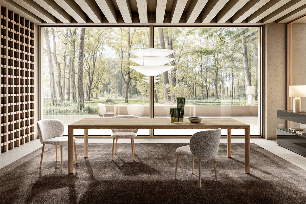 The Correr dining table with Colombina dining chairs. The Correr dining table with Colombina dining chairs.