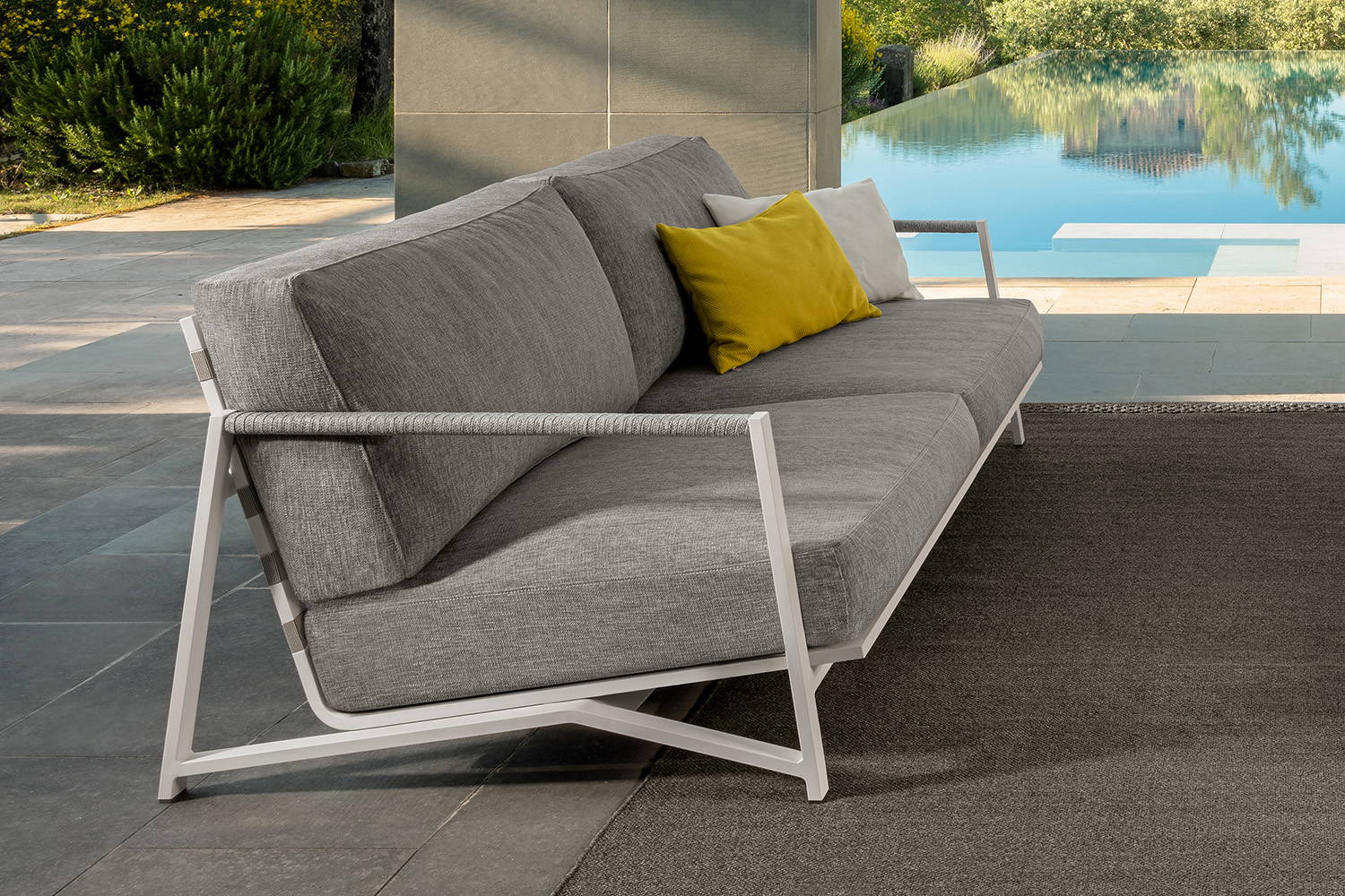 Cottage Luxury Sofa