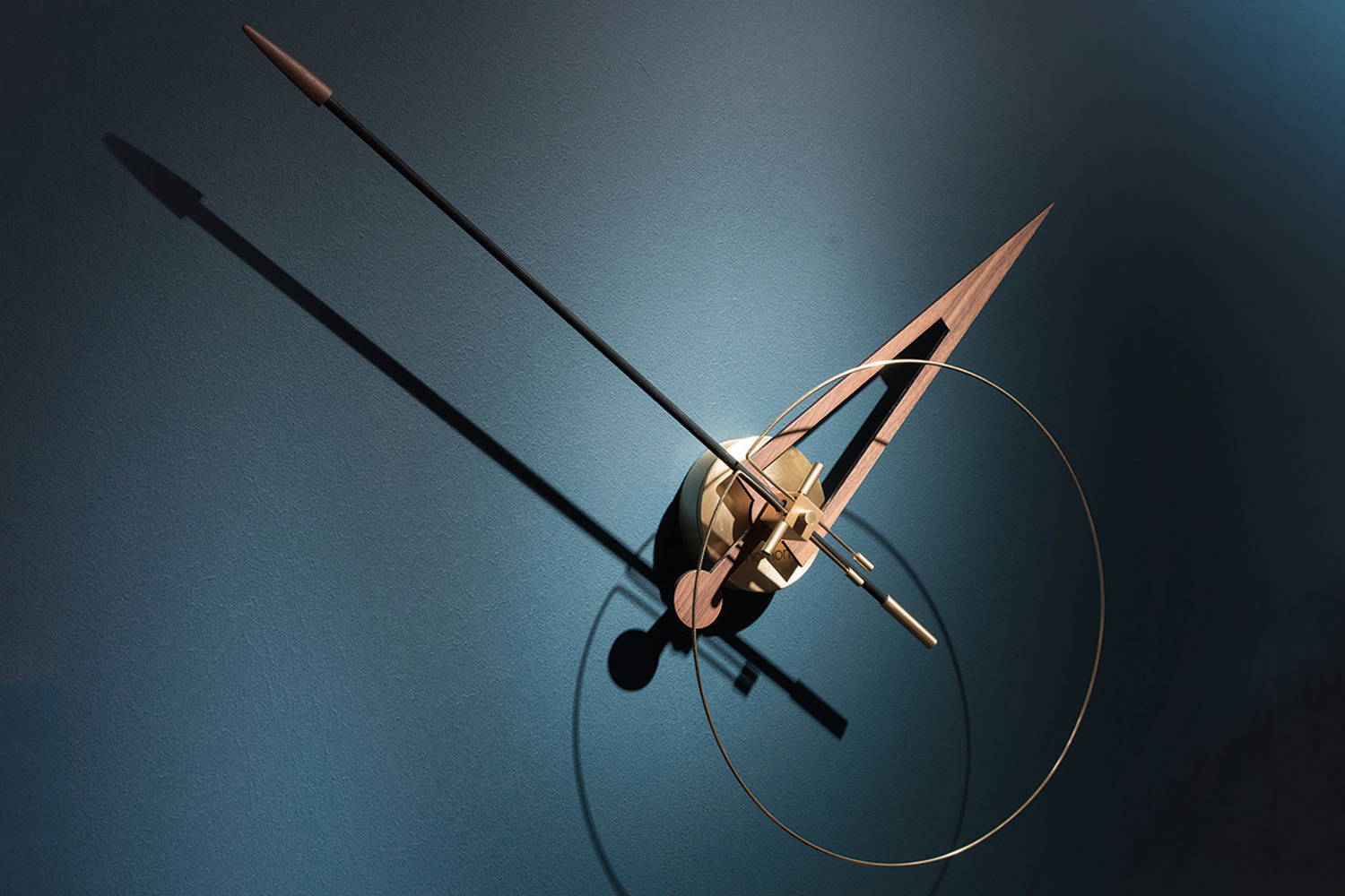 Cris G clock by Nomon
