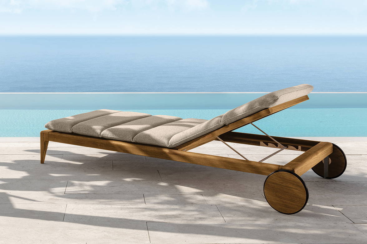 Cruise Teak chaise lounge by Talenti Cruise Teak chaise lounge by Talenti