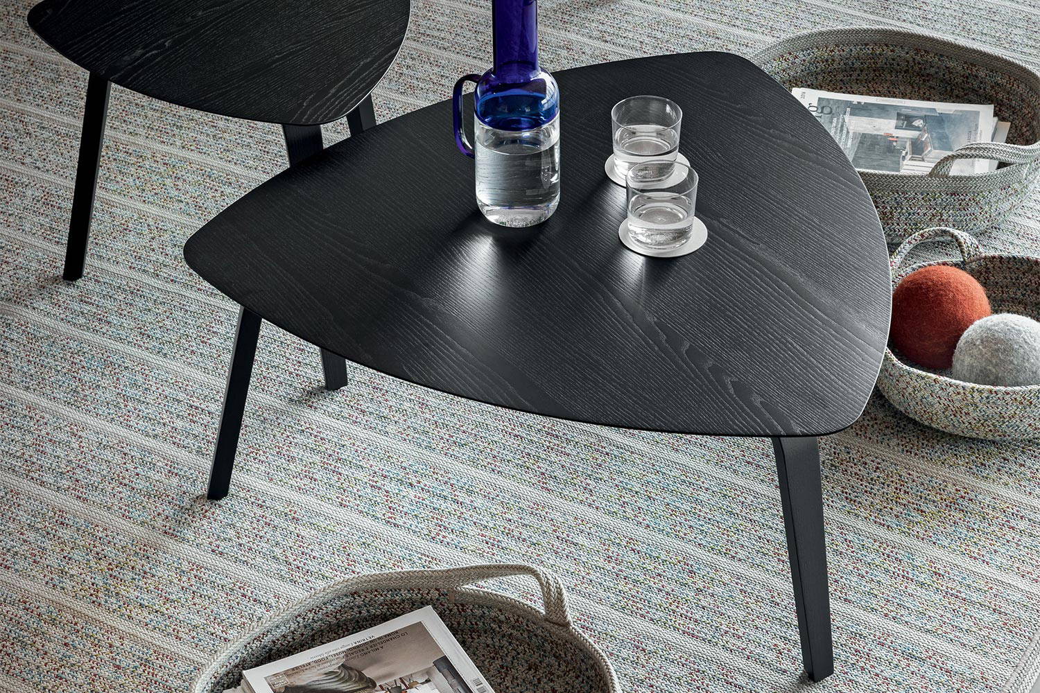 Dalia Coffee Table by MIDJ