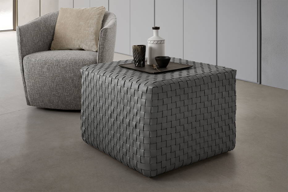 Dama Pouf from Presotto
