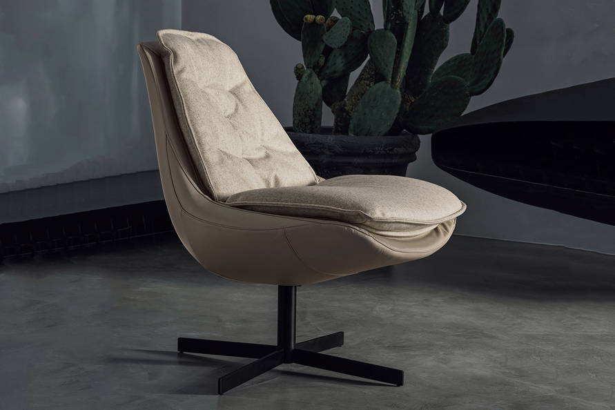 Daya Armchair