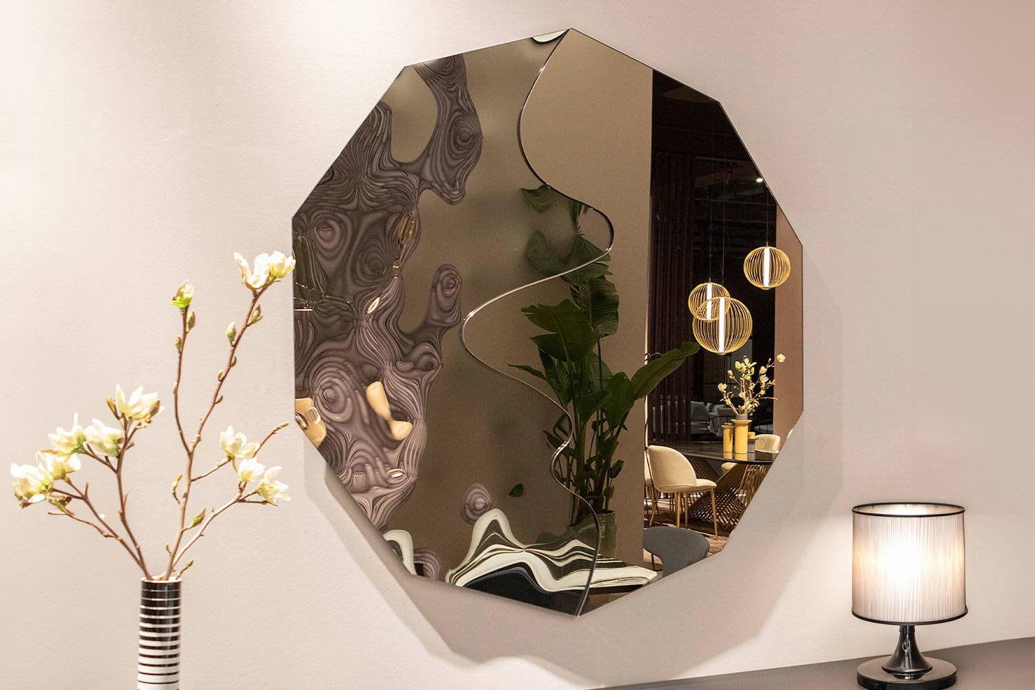 Decameron Mirror by Tonin Casa