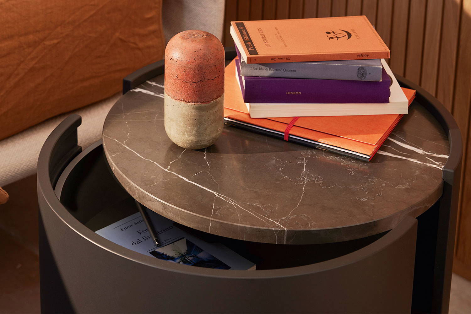 Dedalo 2-Drawer Nightstand by Pianca | room service 360°