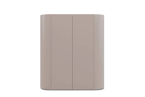The Dedalo bar cabinet in Ecru matte lacquer finish.