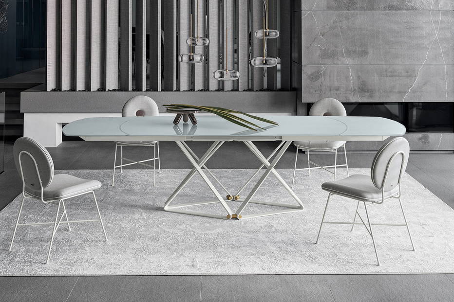 Delta Barrel Extension Dining Table