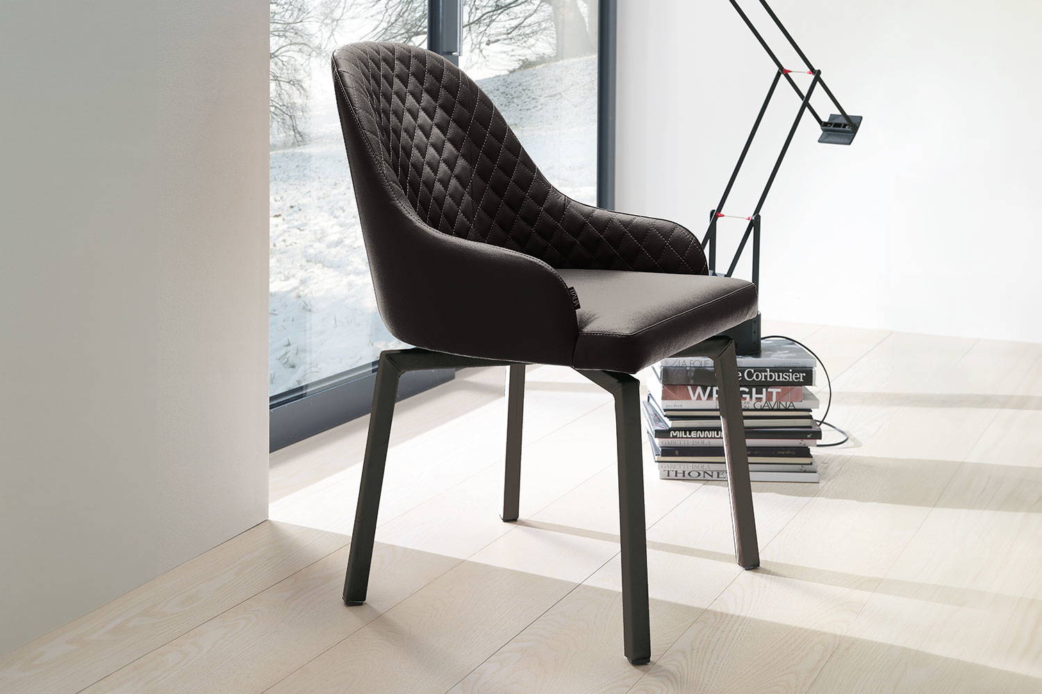 Demetra armchair, side view